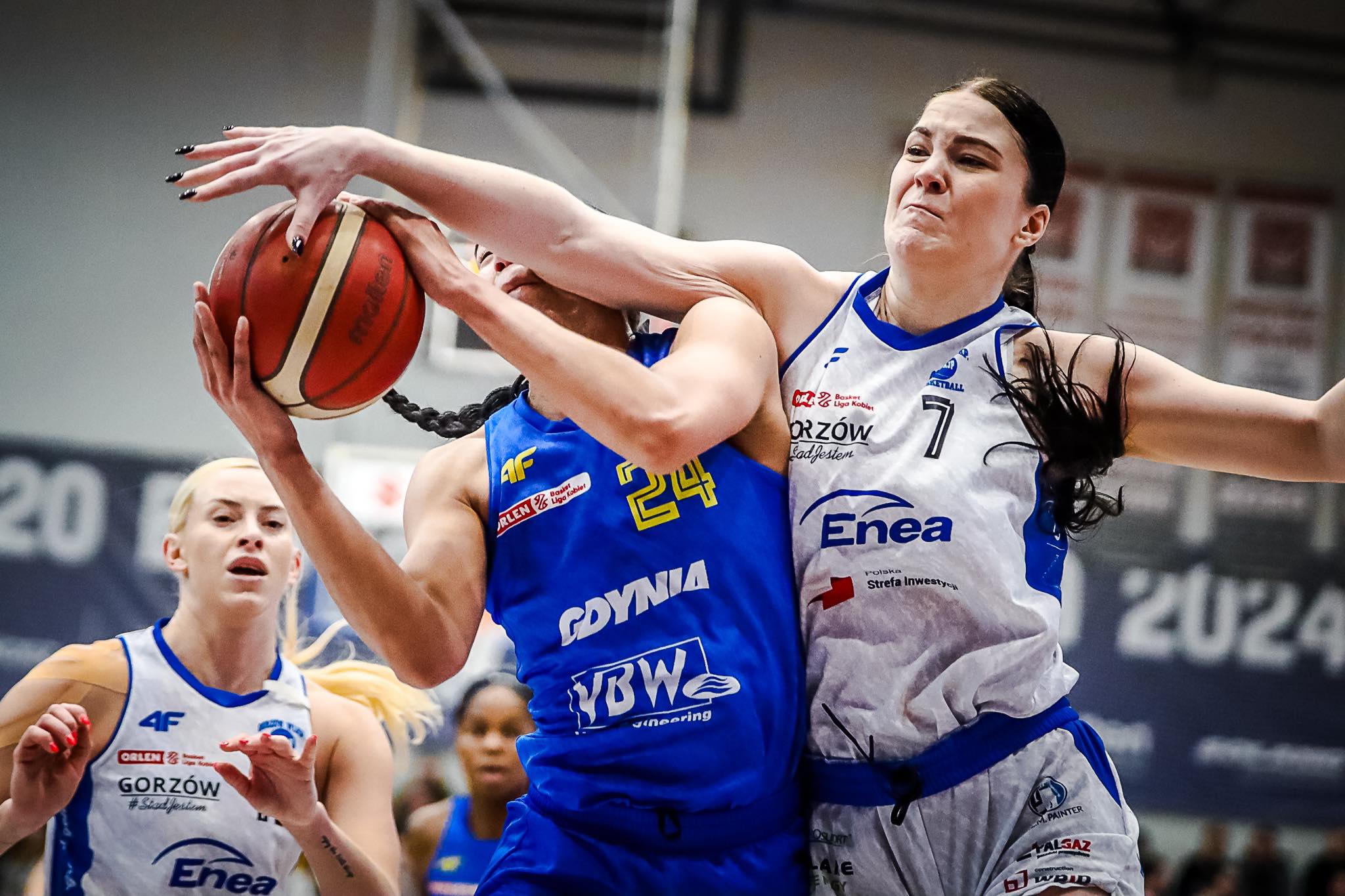 Dwa mecze w Gdyni były pokazem siły koszykarek VBW (fot. A. Modelska)